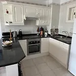 Terrassen Wohnungen, Direkt Am Strand, 25 M Beheiztem Pool, Wifi Free, Free Parking * 拉克鲁斯