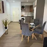 公寓 Terrassen Wohnungen, Direkt Am Strand, 25 M Beheiztem Pool, Wifi Free, Free Parking *