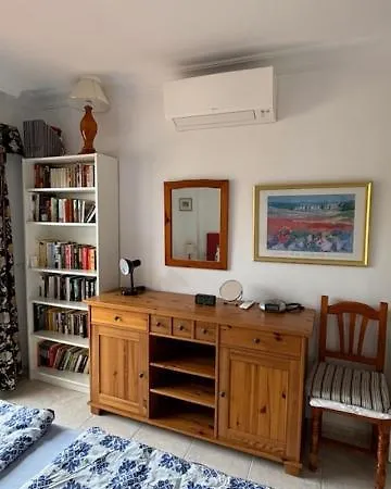 Apartment Terrassen Wohnungen, Direkt Am Strand, 25 M Beheiztem Pool, Wifi Free, Free Parking