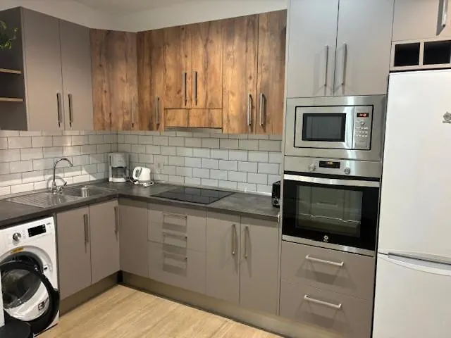 Terrassen Wohnungen, Direkt Am Strand, 25 M Beheiztem Pool, Wifi Free, Free Parking