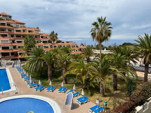 Terrassen Wohnungen, Direkt Am Strand, 25 M Beheiztem Pool, Wifi Free, Free Parking דירה *